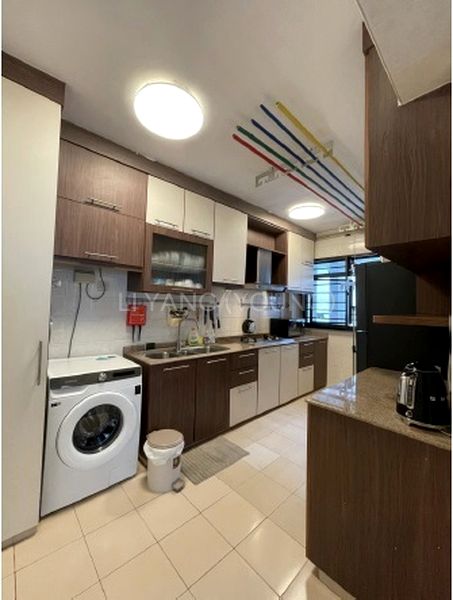 Common Room (HDB) for Rent in  460 Clementi Avenue 3 - Image 10